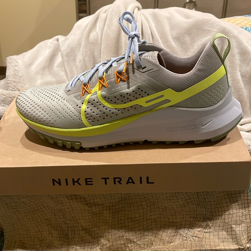 Mens Nike React Pegasus Trail 4